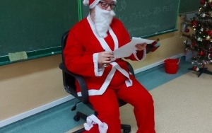 Mikołaj w klasie 3 a (5)