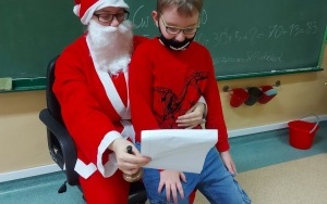 Mikołaj w klasie 3 a (8)