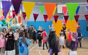 BAL KARNAWAŁOWY W KLASACH 1-3 (1)