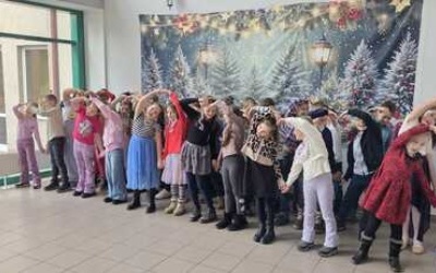 Klasy drugie w DPS "Senior" w Czeladzi (15)