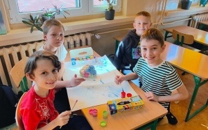 Kalafior, wykałaczki, karteczki oraz mnóstwo nauki i zabawy w klasie 2b (5)