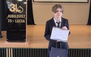 Kolejny sukces naszej uczennicy w konkursie języków obcych (3)